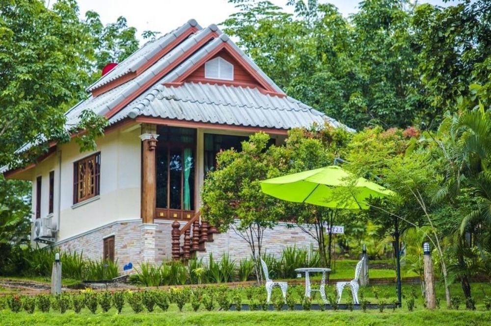 Mont Goei Pai Hotel Exterior photo